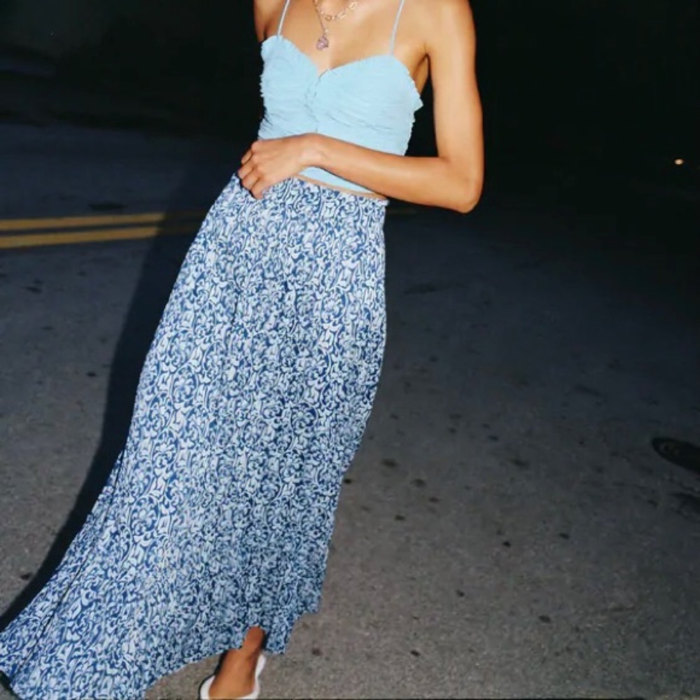 NWT ZARA High Waisted Floral Print Blue Midi Skirt